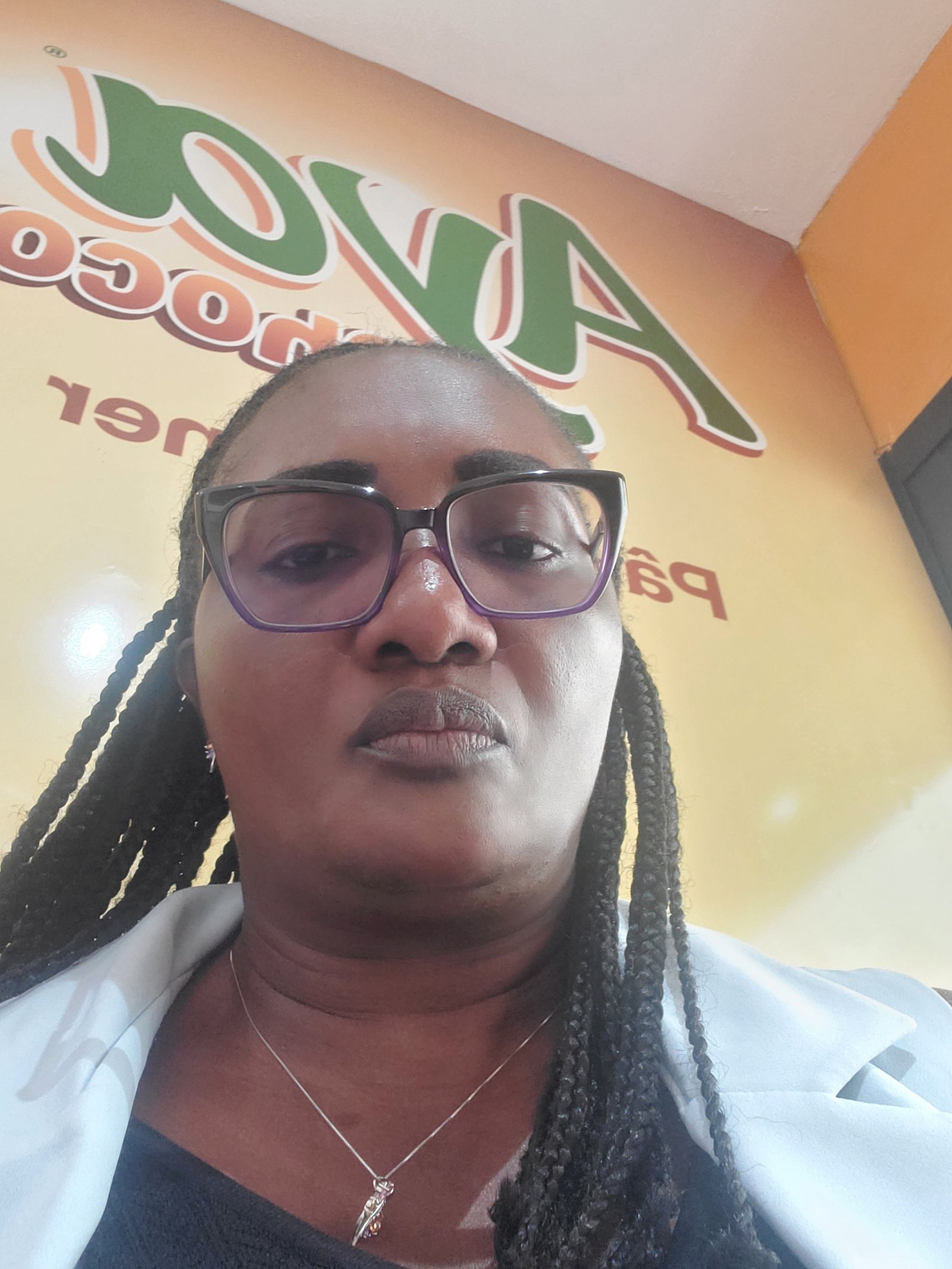 N'TAKPÉ DIKEBIE MARIE ANGE VINCIANE