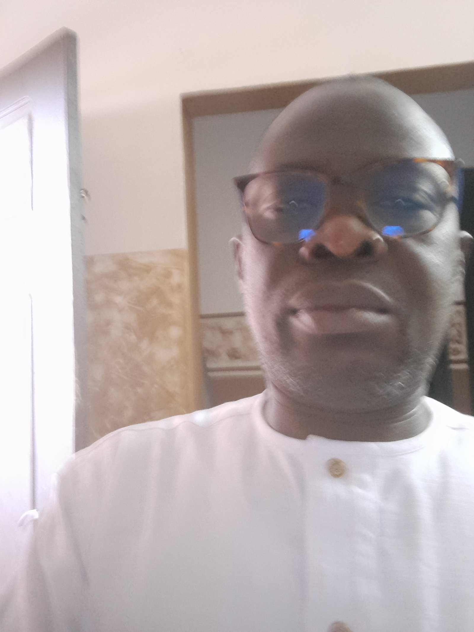 EHOURA EHOUNOU THOMAS